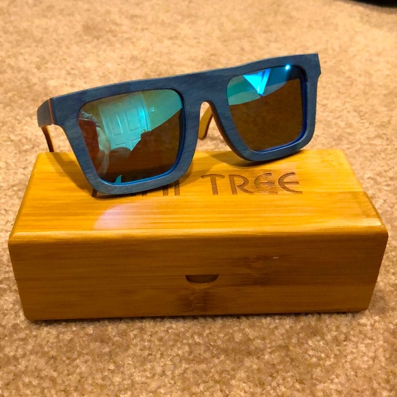 Mini Tree wooden sunglasses with case - Picture 1 of 12